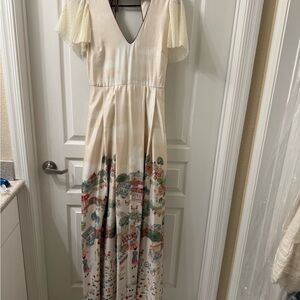 Chic Cream Maxi Dress with Vibrant Print